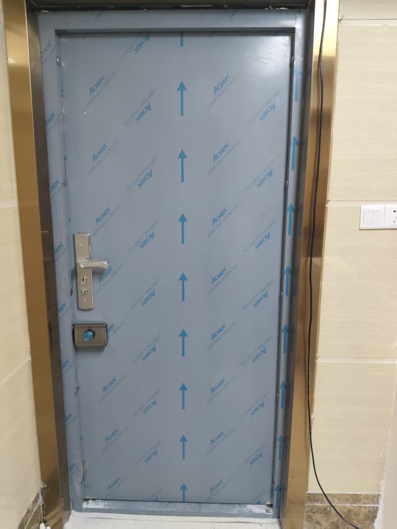 臨港國(guó)際產(chǎn)業(yè)社區(qū)專精特新產(chǎn)業(yè)園保密門4級(jí)防盜安全門安裝案例